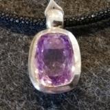 Amethyst Anhänger facettiert Quadrat